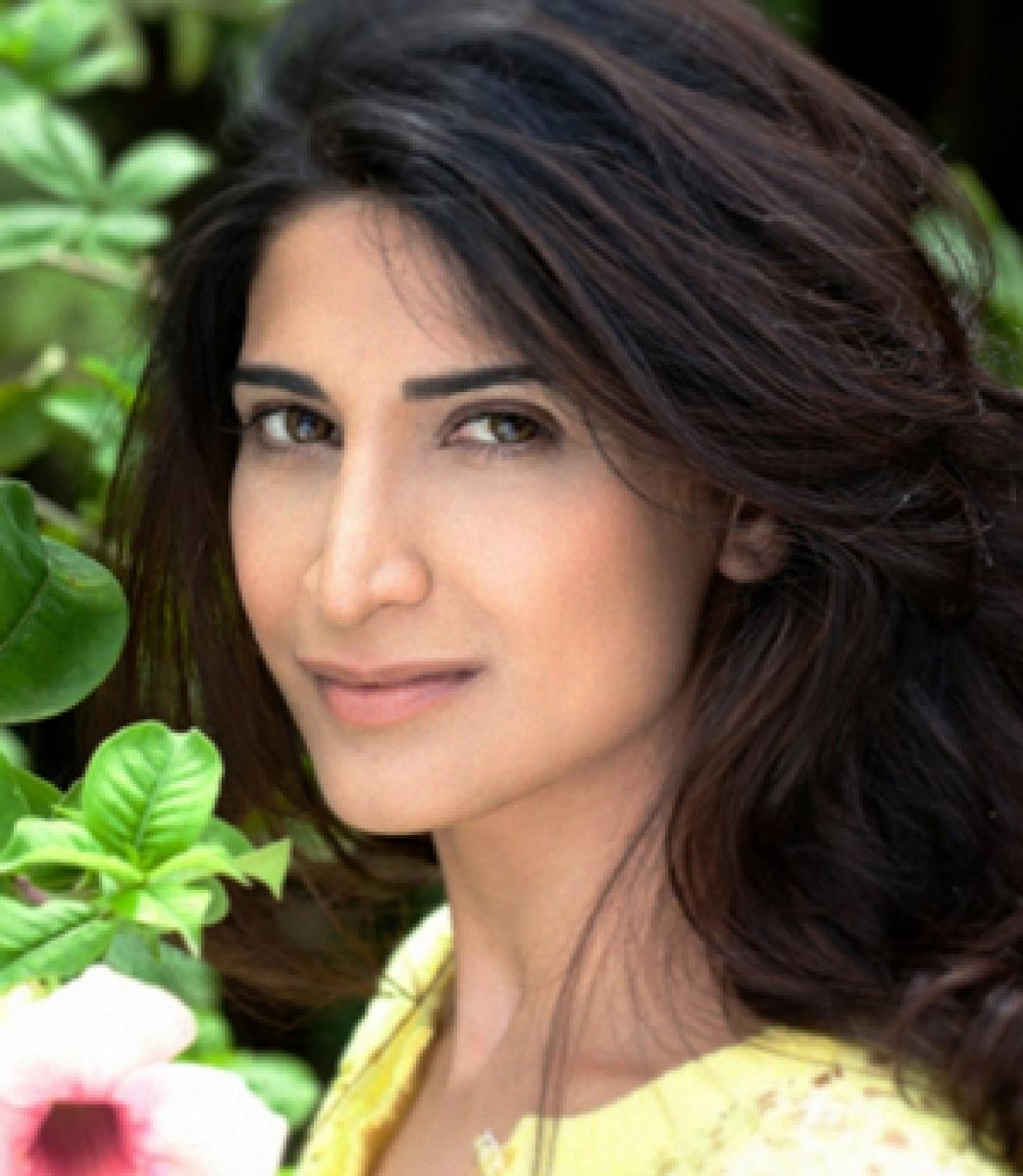 Aahana Kumra